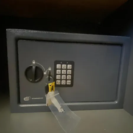 Comodo A Un Paso Del Centro De La Charra 8 Apart-37-278 Lejlighed *