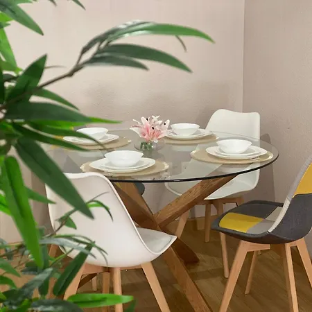 Lejlighed Comodo A Un Paso Del Centro De La Charra 8 Apart-37-278